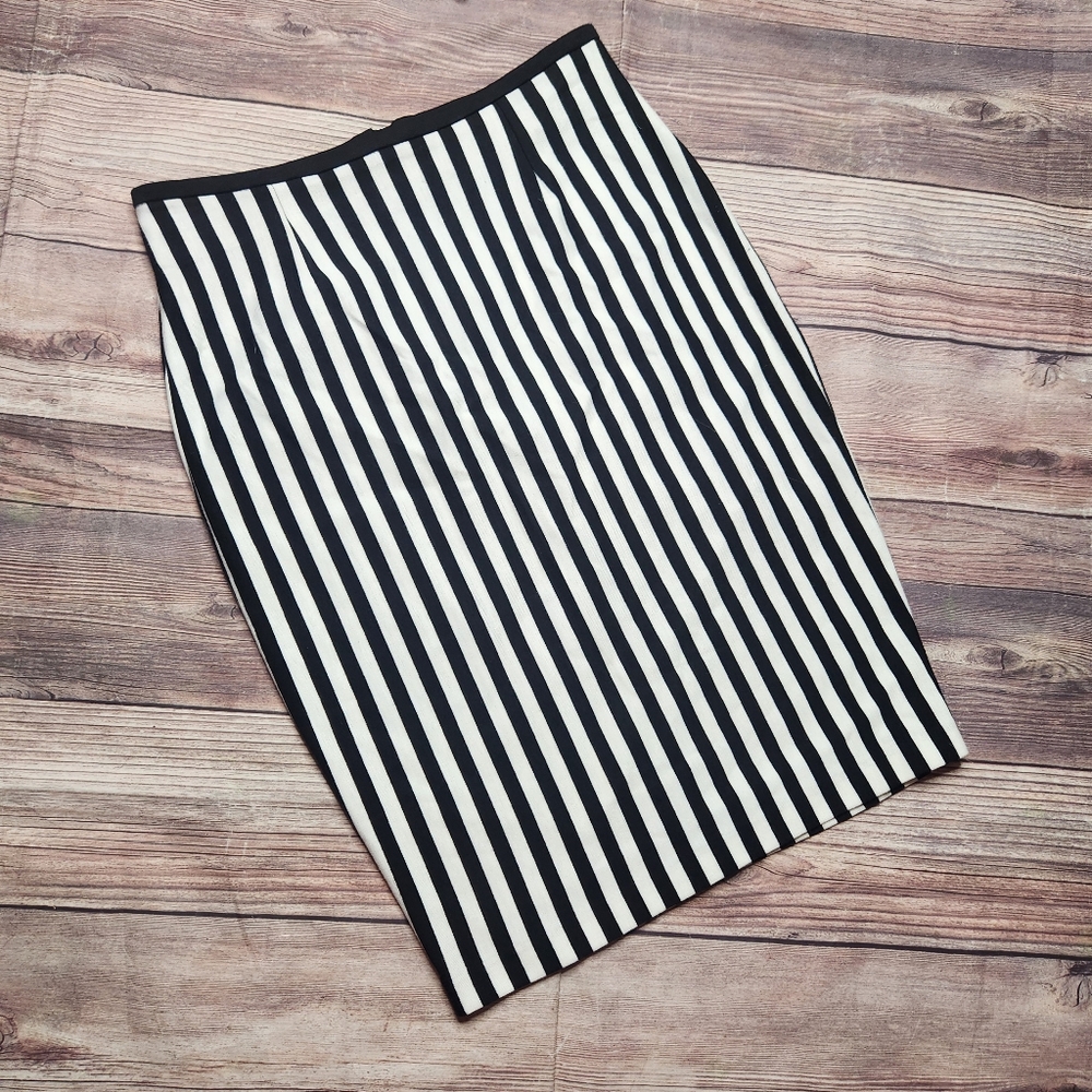 5/$15 LBK Black White Stripe Pencil Straight Skirt